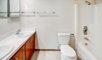 296 Brown Bear Xing 296, Acton, MA 01718
