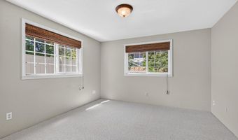 241 Clay St, Ashland, OR 97520