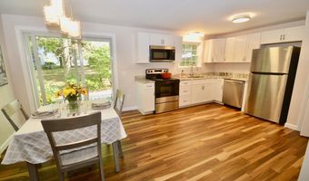 71 Baldwin Dr 71, Bangor, ME 04401