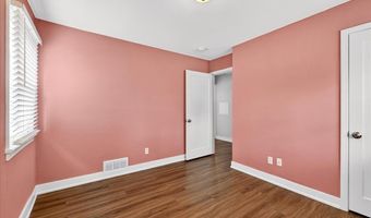 6333 Sheppard Dr, Affton, MO 63123