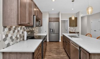 1906 Duff Ave, Ames, IA 50010