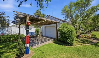 136 Simpson Rd, Barco, NC 27917