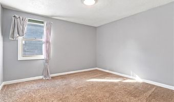 105 Branch Ave, Cumberland, RI 02864