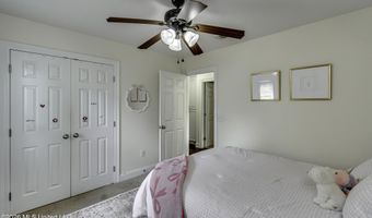 128 W Pinebrook Dr, Brandon, MS 39047