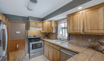 9038 Lahring Rd, Argentine, MI 48436
