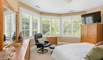 81 Quarry Rd, North Kingstown, RI 02874