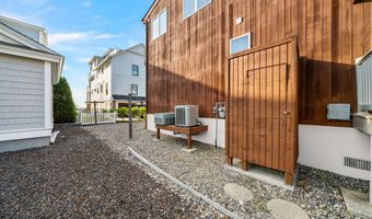 5726 Ocean Dr, Avalon, NJ 08202