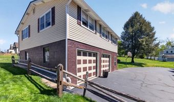 8275 MERTZTOWN Rd, Alburtis, PA 18011
