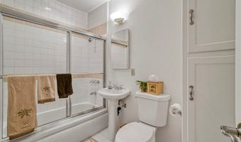 5730 Newcastle Ave, Encino, CA 91316