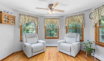 230 Austin Farm Rd, Exeter, RI 02822