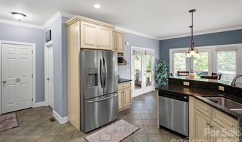 37 Stone House Rd, Arden, NC 28704