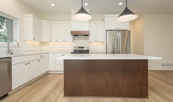1011 Nokomis St, Alexandria, MN 56308