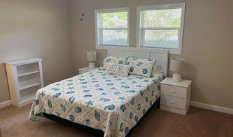 9 Apalachee St, Apalachicola, FL 32320
