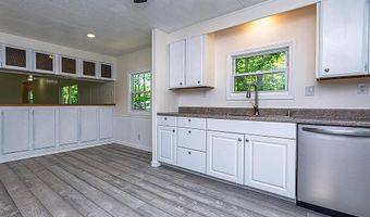 11 Gray Rd, Barnstead, NH 03225