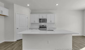 725 Lazy Elm Ln, Aberdeen, NC 28315