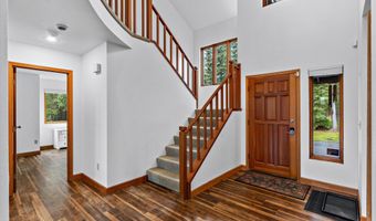 4690 Southpark Bluff Dr, Anchorage, AK 99516