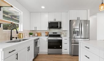 631 Punaa St, Kailua, HI 96734