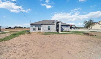 9723 Crow Ln, Adkins, TX 78101