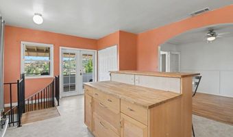 950 S Grade Rd, Alpine, CA 91901