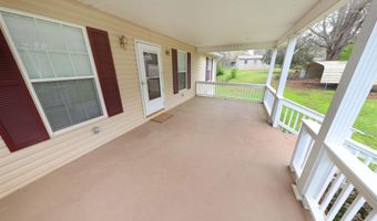 5731 GLADE Cir, Anniston, AL 36206