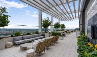 1781 N PIERCE St #303, Arlington, VA 22209