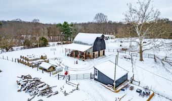 976 Vinegar Hill Rd, Bedford, IN 47421