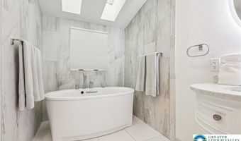 2270 Bishop Rd, Allentown, PA 18103