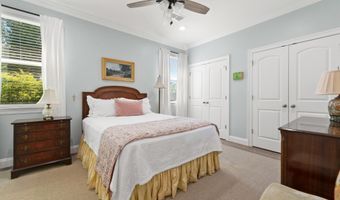 404 Ramaux St, Bay St. Louis, MS 39520