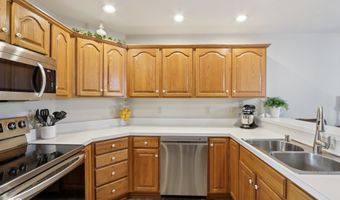 1424 Sarazen Cir, Indianapolis, IN 46239
