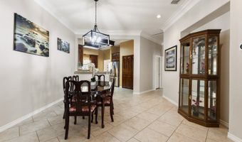 10863 La Vernia, Adkins, TX 78101