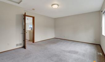 6594 Whispering Loop #A, Anchorage, AK 99504