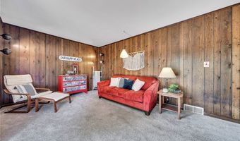 47 Brian Ave, Amherst, NY 14221
