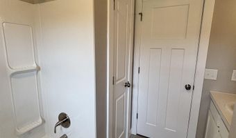 2318 N Lakeview Dr, Austin, IN 47102