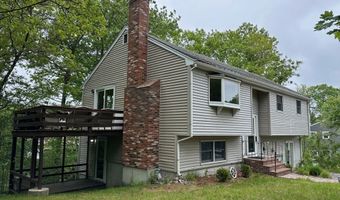 15 Curlew St, Boston, MA 02132