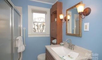 365 Old Haw Creek Rd, Asheville, NC 28805