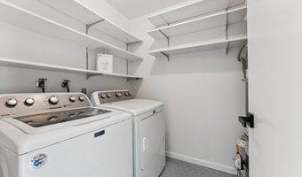 1034 Trellis Ln, Alameda, CA 94502