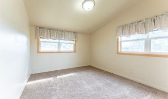 41 Astor Rd, Babbitt, MN 55706
