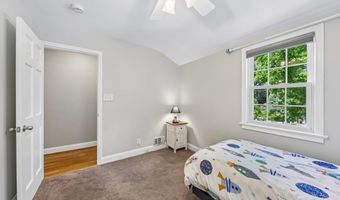 3724 2ND St S, Arlington, VA 22204