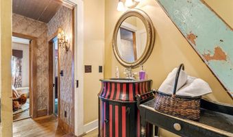 305 N Main St, Alma, WI 54610