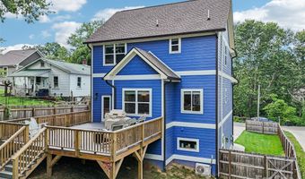 8 Apple Ln, Asheville, NC 28804