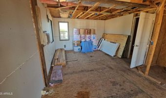 26700 S GRANDVIEW Dr, Congress, AZ 85332