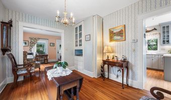23 Spring St, Chester, CT 06412