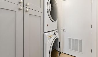 222 12th St NE 1806, Atlanta, GA 30309