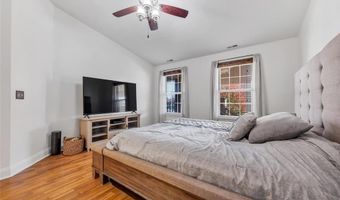 534 Oak Ridge Trails Ct, Ballwin, MO 63021
