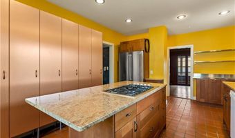120 Smith St, Cranston, RI 02905