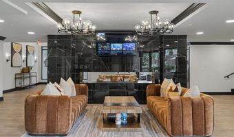 701 N HENRY St 401, Alexandria, VA 22314