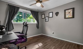 17222 SE TICKLE CREEK Rd, Boring, OR 97009