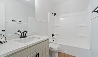 18 S Hampstead Ln, Bella Vista, AR 72714