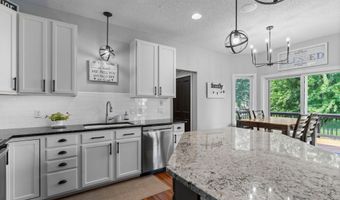 11282 68th St NE, Albertville, MN 55301