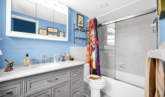 9341 E Bay Harbor Dr 3D, Bay Harbor Islands, FL 33154